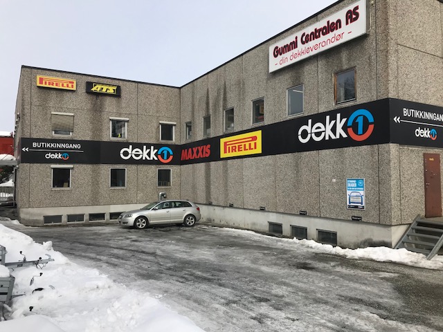 Dekk 1 Asker Hvalstad Viken (tidl. Akershus) Felg og Dekk 1 Asker Hvalstad Viken (tidl. Akershus) Felg og